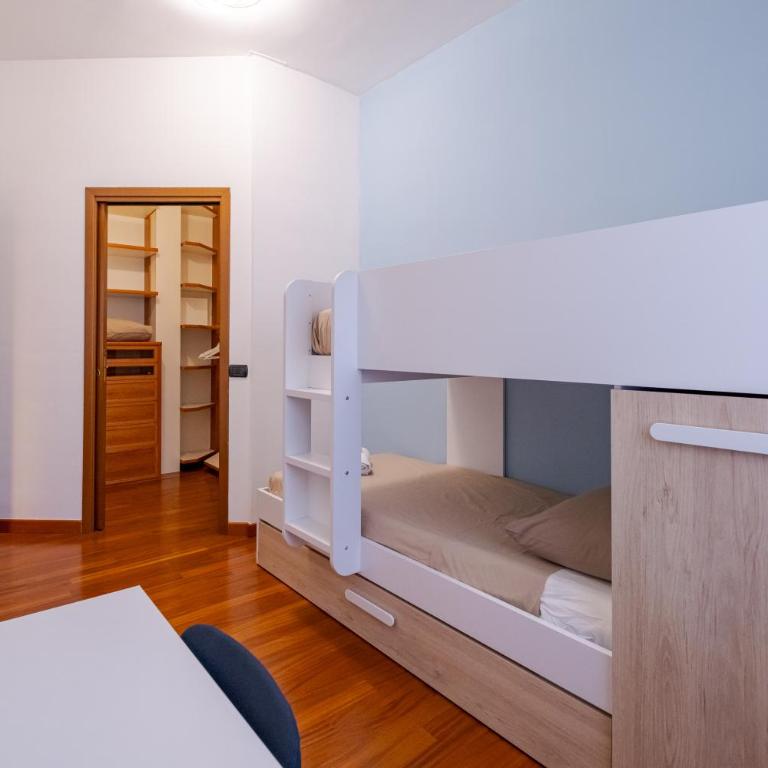Trilocale Spazioso e Accogliente l 7 Ospiti I 2 Bagni I Box Incluso I A Niguarda - Appartamento con 2 Camere da Letto - 12
