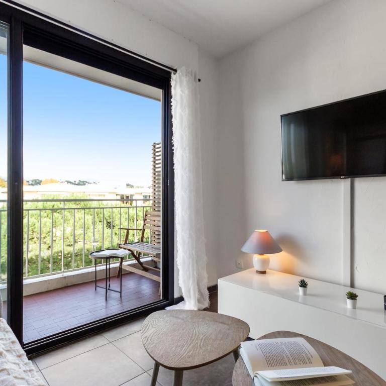 Le Galion - City centre - Bright - AC - Parking - Apartment - 30