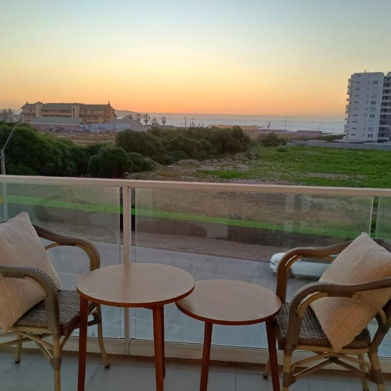 HOM l CoWork Mar Serena Pacific Faro - Apartment - 16
