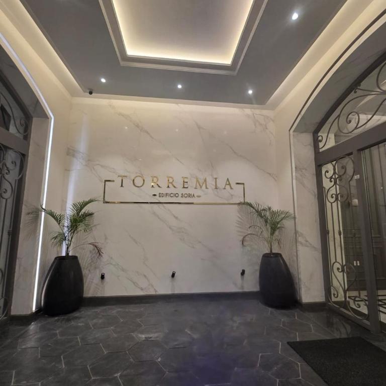 Moderno departamento con balcón y Wifi rápido - One-Bedroom Apartment - 7