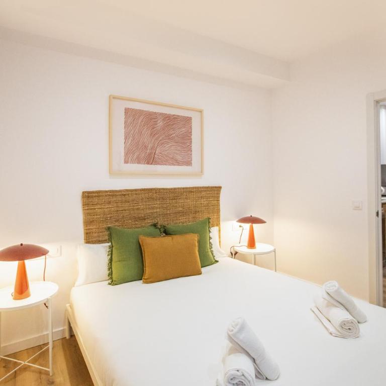 63IND1125- Brand new apartment - Three-Bedroom Apartment - High Floor - 21