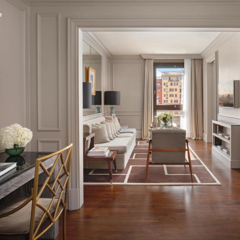 Portrait Firenze - Lungarno Collection - Superior Suite with River View - 5