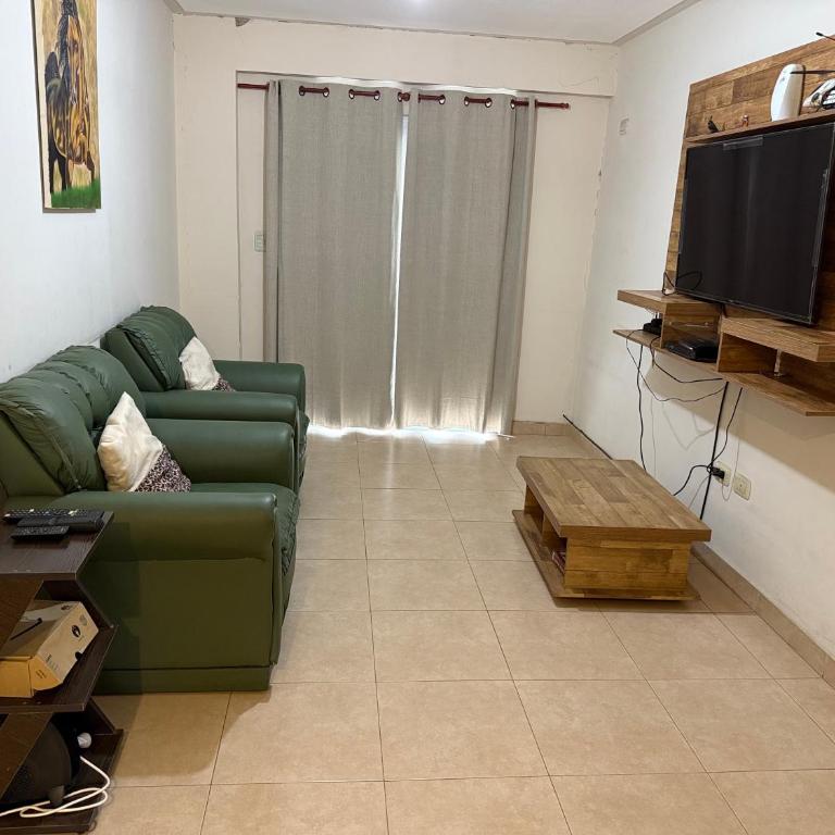 Excellent apartment, great location - Three-Bedroom Apartment - 13