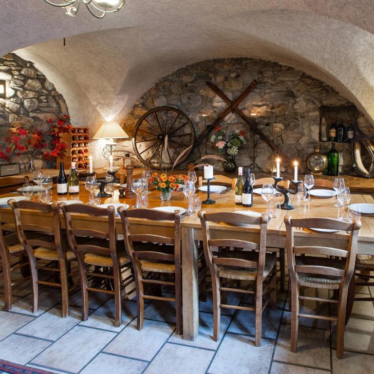 Ski Peak - Chalet Rostaing - Incredible vaulted ceiling dining room and breathtaking garden - Chalet - 6