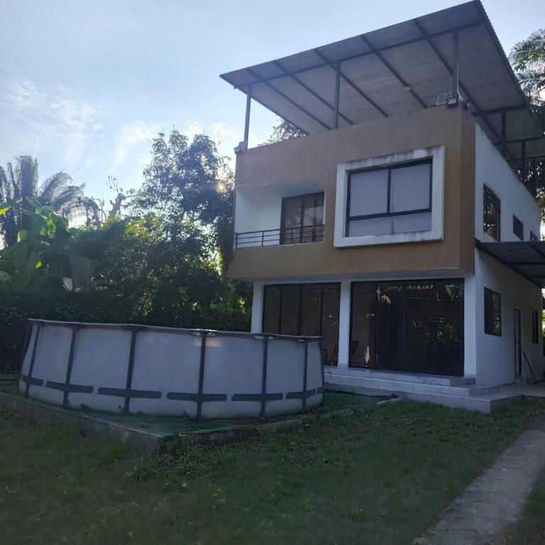 Villa Ángel Vda Bombote Melgar - Four-Bedroom House - 1