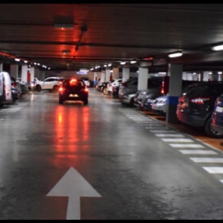 AtuaireHome La Catedral en el salón con parking incluido - Apartamento de 2 dormitorios - 18