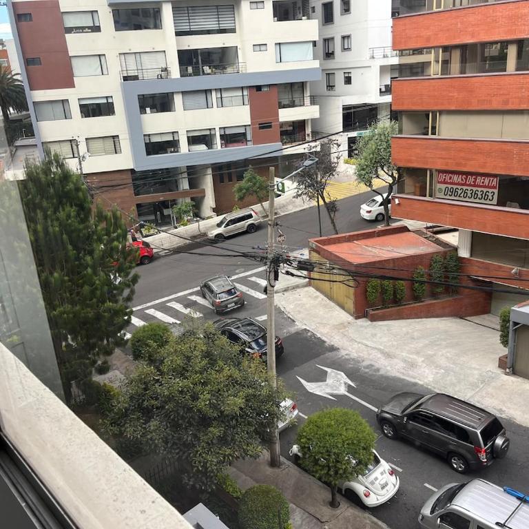 Cerca Quicentro y Parque la Carolina - One-Bedroom Apartment - 24