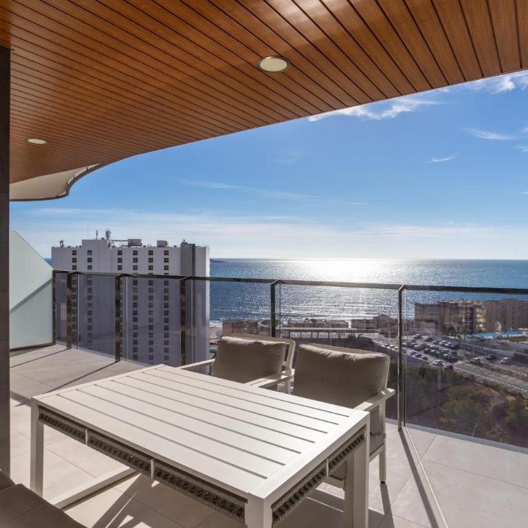 Sanset Waves with a sea view! - Two-Bedroom Apartment - 1