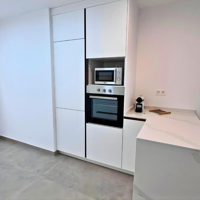 Modern apartment with swimming pool and terraces - Apartamento - 17