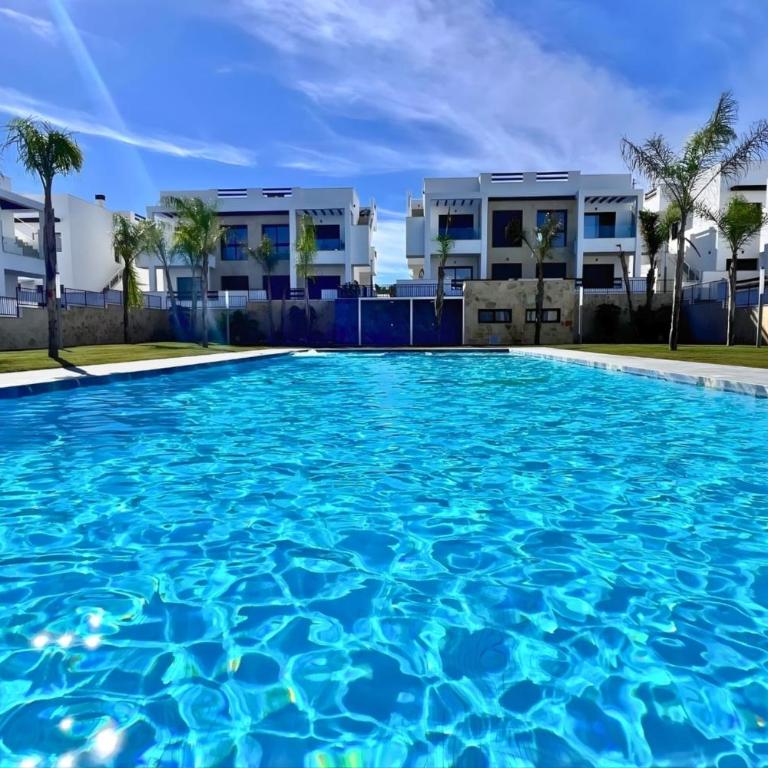 Modern apartment with swimming pool and terraces - Apartamento - 43