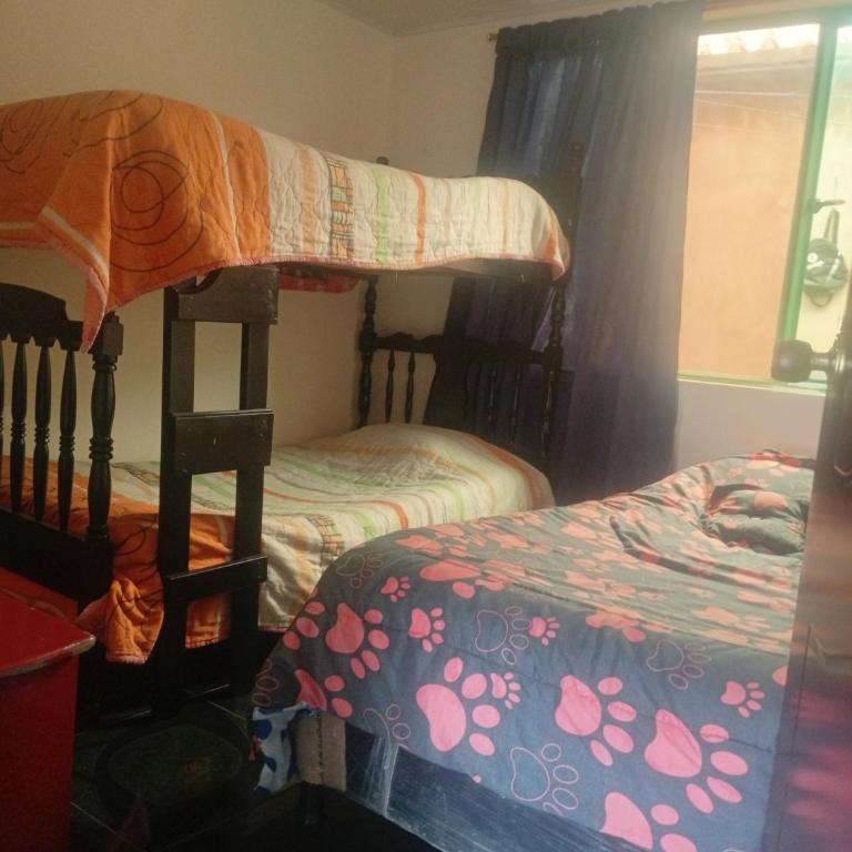 Hostal ML las tres B - Habitación Doble Económica - 4