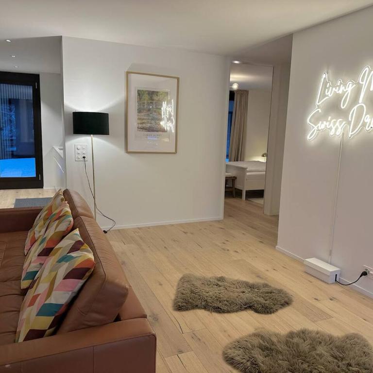 Mountain View Luxury Apartment at Interlaken West Station with Balcony, AC and BBQ - Apartment - 14