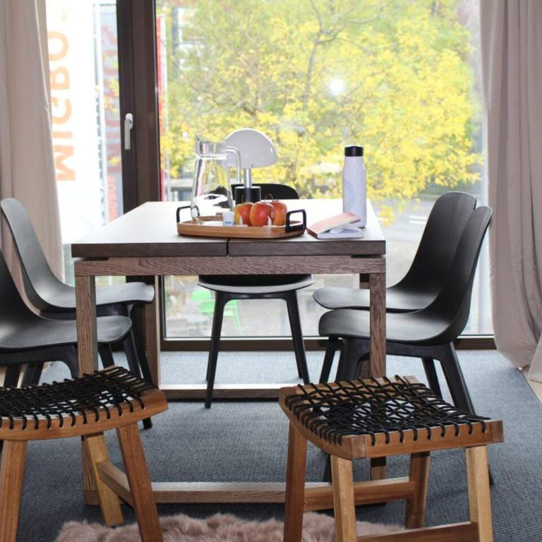 Mountain View Luxury Apartment at Interlaken West Station with Balcony, AC and BBQ - Apartment - 33