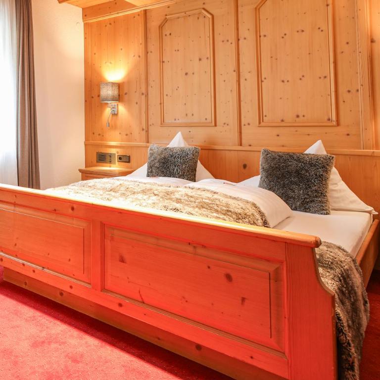 Chalet Madlein - Standard Doppelzimmer ohne Balkon - 2