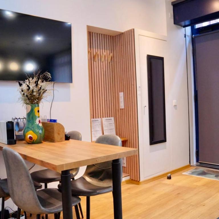 Modern Duplex - 5 rooms - Paris City Center - Apartment - 13
