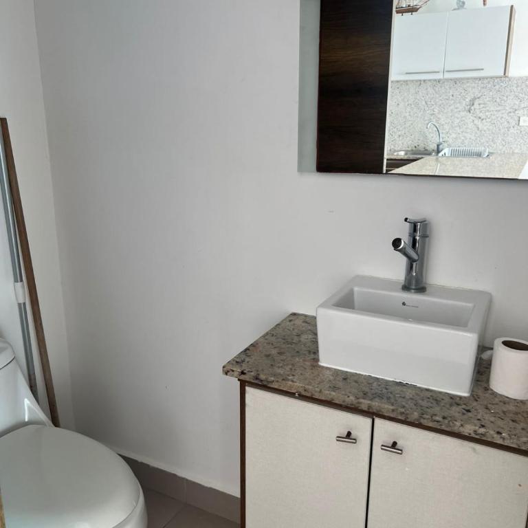 Departamento Resort Playa Azul - Tonsupa - Three-Bedroom Apartment with Ocean View - 2