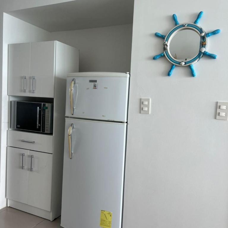 Departamento Resort Playa Azul - Tonsupa - Three-Bedroom Apartment with Ocean View - 6
