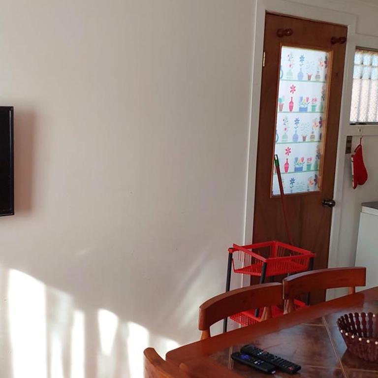 Happy Valley - Two-Bedroom House - 7