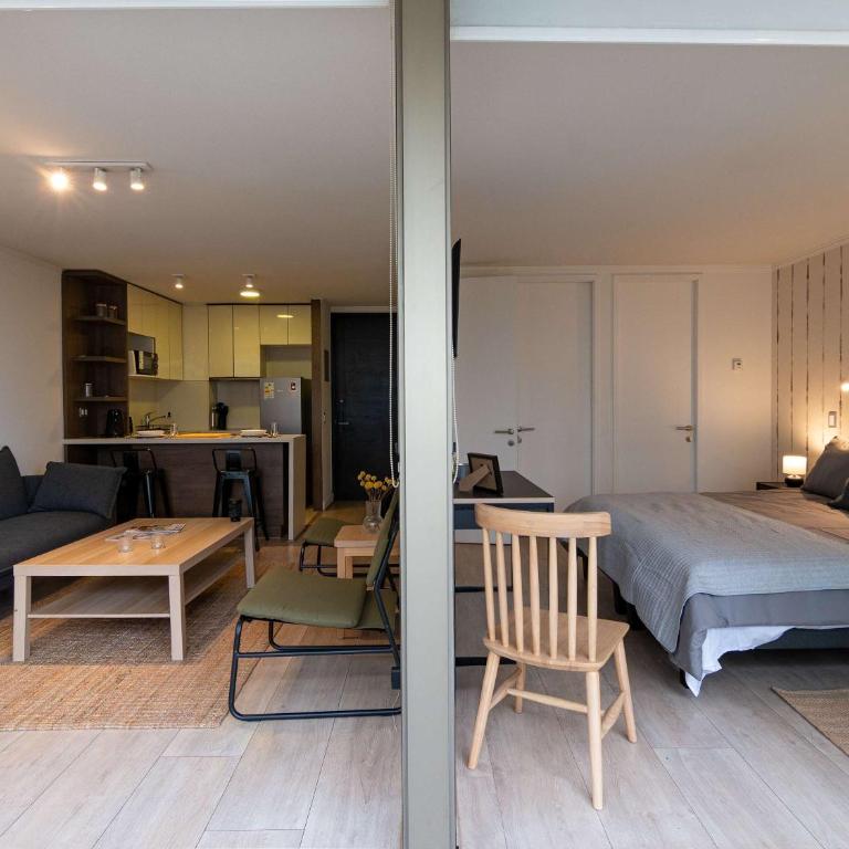 HOM ELITE l Mall Parque Arauco l AireAcond l Parking - Apartment - 7
