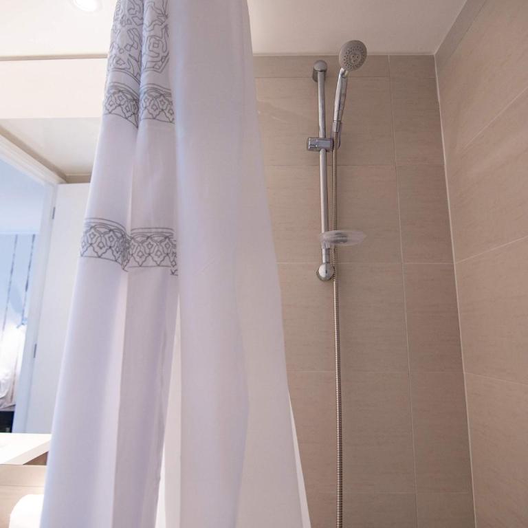 HOM ELITE l Mall Parque Arauco l AireAcond l Parking - Apartment - 26