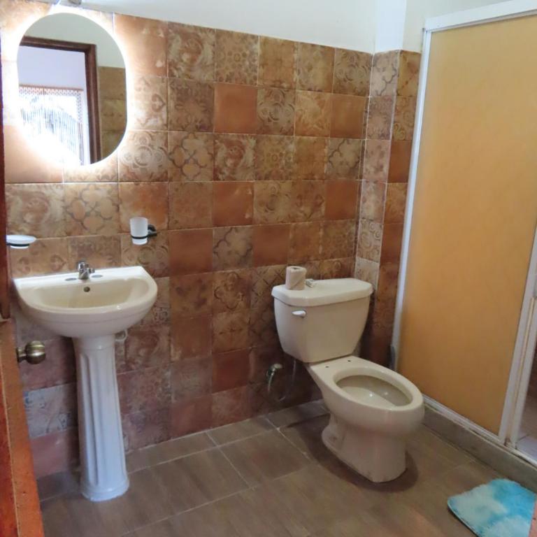 Hostal Axlan - Apartamento de 1 dormitorio - 10