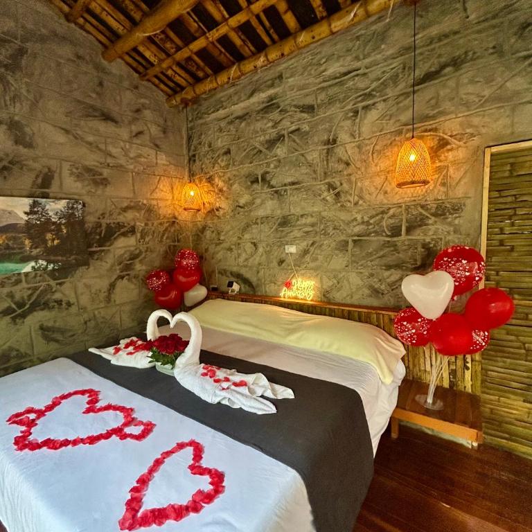 Cabaña El Bosque - En medio del bosque - Jacuzzi Privado con Calefacción y Malla Catamarán - Cerca a Medellin - Casa con 1 dormitorio - 3