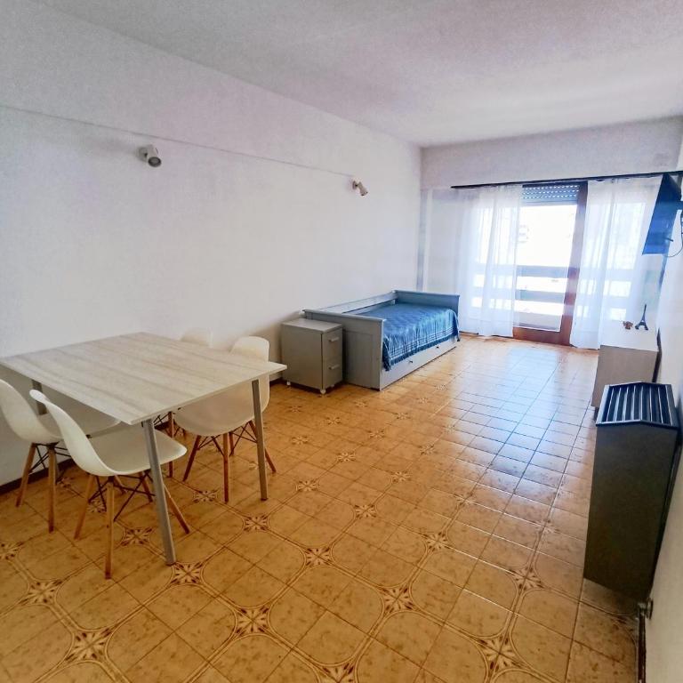 Perla Centro Luminoso Cochera y cerca del mar - Apartamento de 1 dormitorio - 11
