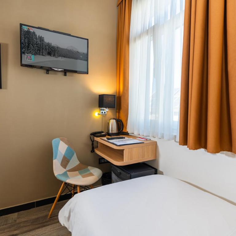 Hotel Resurs - Jednokrevetna Soba sa Sopstvenim Kupatilom - 3