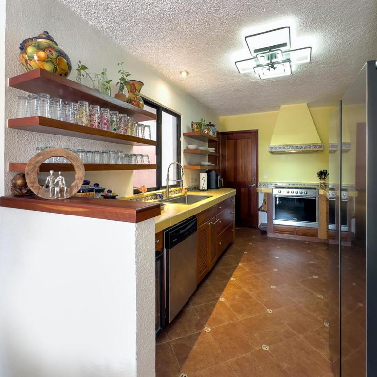 Casa Cuatro Estaciones - Five-Bedroom House - 94