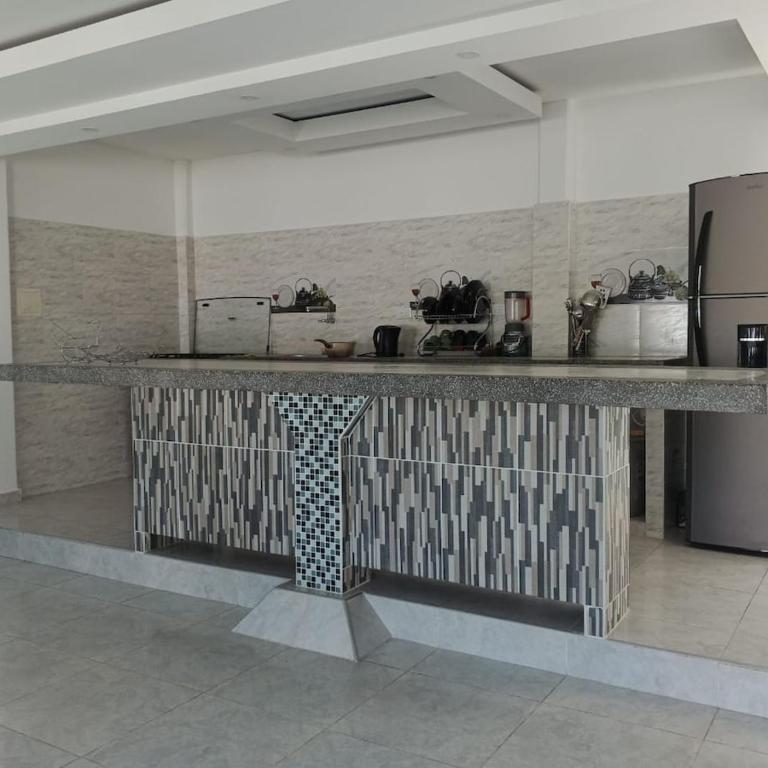 Hermosa casa campestre a solo 7 minutos de la ciudad, con piscina privada - Four-Bedroom House - 12