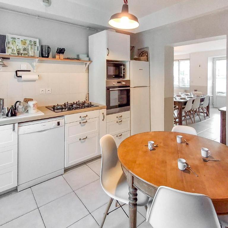 3 Bedroom Cozy Apartment In Carnac - Appartement 3 Chambres - 4