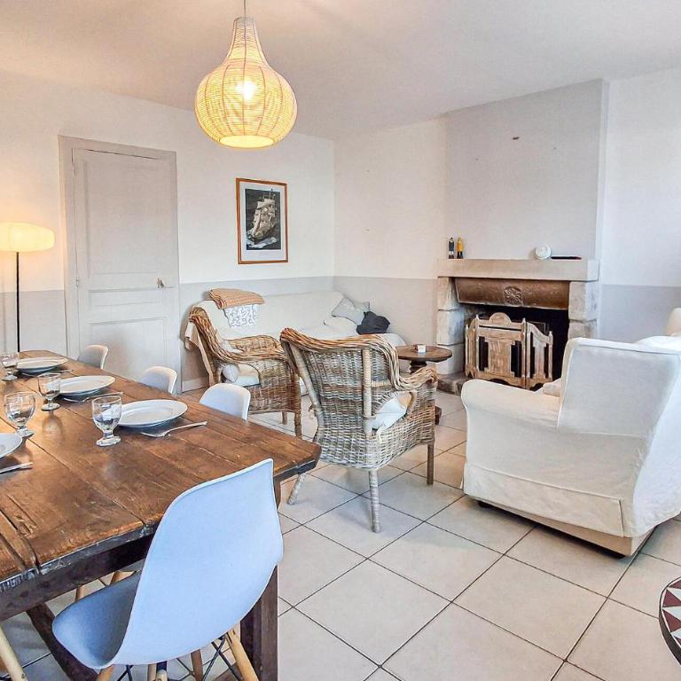 3 Bedroom Cozy Apartment In Carnac - Appartement 3 Chambres - 3