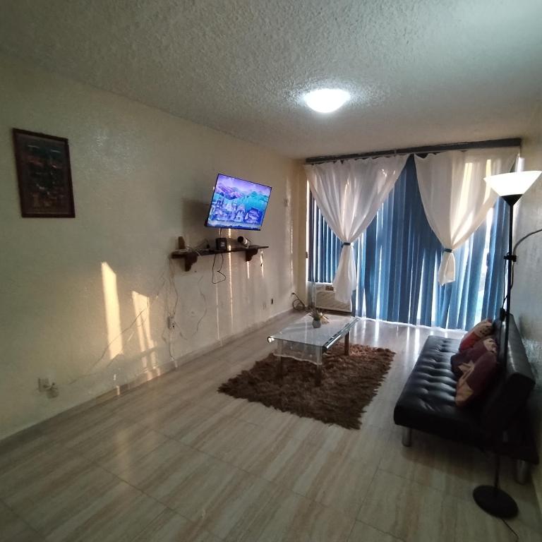 Opportunity, very economical family apartment - Apartamento de 2 dormitorios con terraza - 14