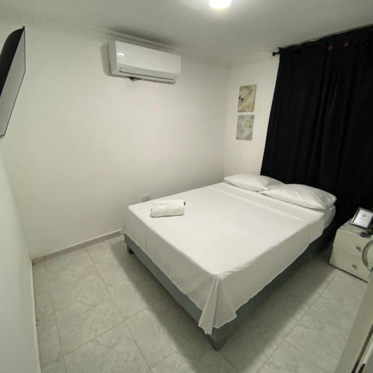 Habitación Cerca al Aeropuerto #3 - Double Room - 1
