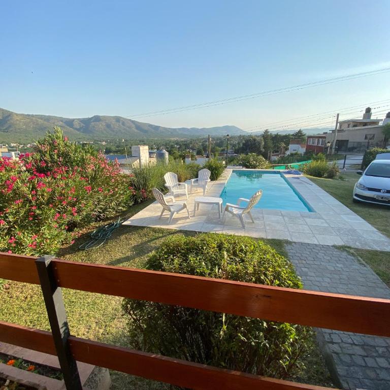 Casa con vista a las Sierras y pileta privada - Casa de 2 dormitorios - 1