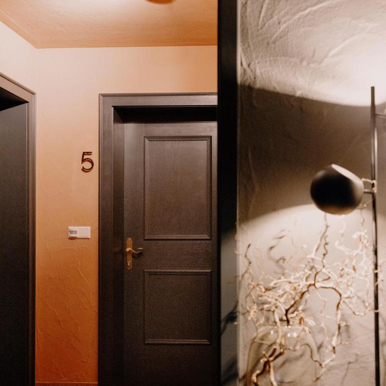 Alpenchalet Reit im Winkl - Apartment mit 1 Schlafzimmer, Balkon und Bergblick - 10