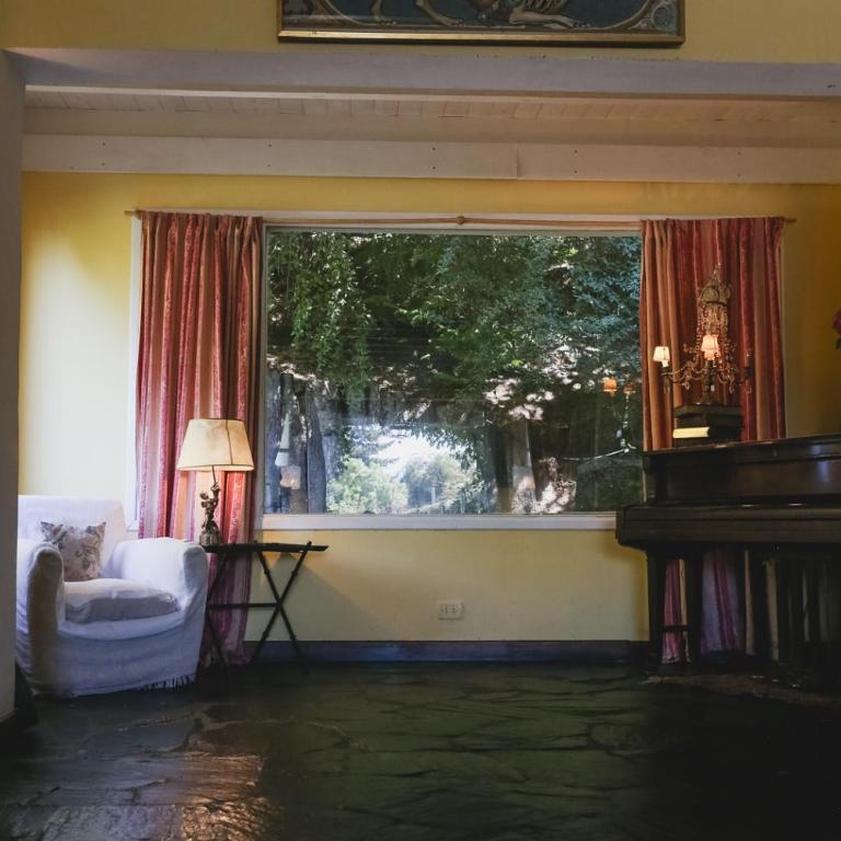 Gran casa con pileta climatizada y vista al lago - Casa de 5 dormitorios - 28