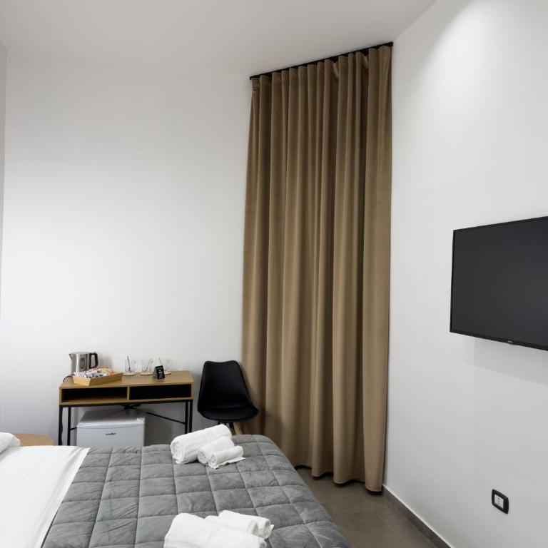 Welcome to I Colori di Napoli - Camera Tripla con Bagno Privato - 16