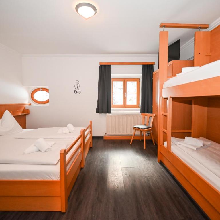 Schmitten 27 Rooms & Apartments by All in One Apartments - Comfort Vierbettzimmer - 2