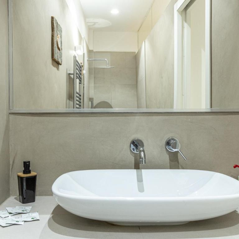 FamilyBO Apartments Castiglione - Deluxe Apartment - 34