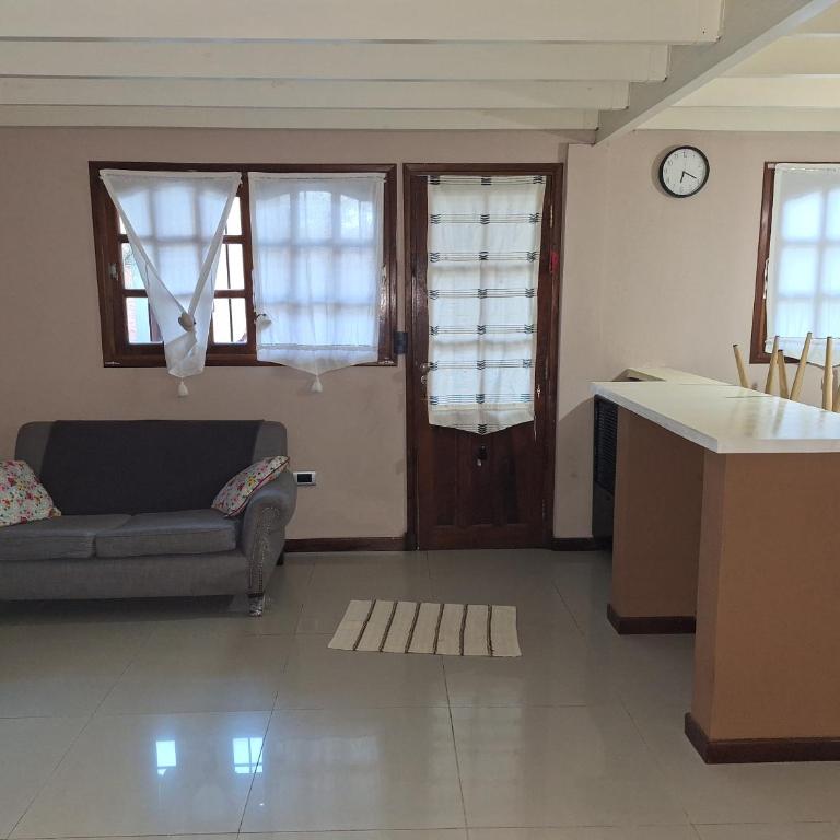 Depto con pileta zona Golf - Two-Bedroom Apartment - 6