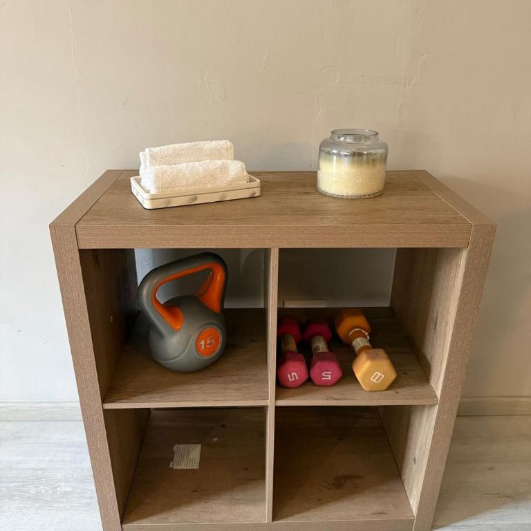Hermosa casa en Santa Catarina, a 9 minutos del consulado,15 minutos fundidora, paseo Santa Lucía, cómoda, ubicación privilegiada, gym, equipada - Two-Bedroom House - 23