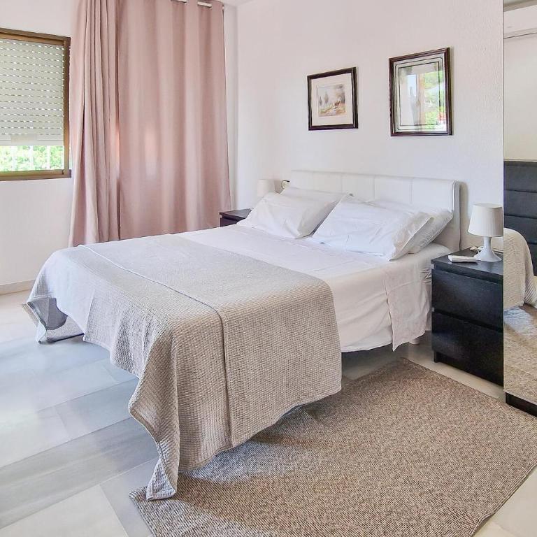 Nice Apartment In Malaga - Apartamento de 3 dormitorios - 3
