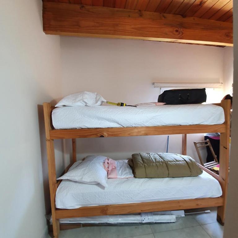 Casa Angiru - Four-Bedroom House - 17