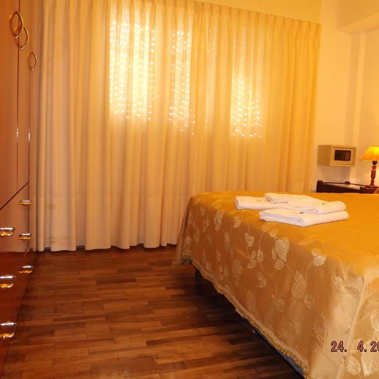 Continental Hotel - Family Room with Garden View - 1