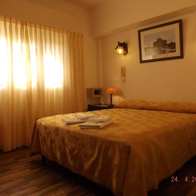 Continental Hotel - Family Room with Garden View - 4