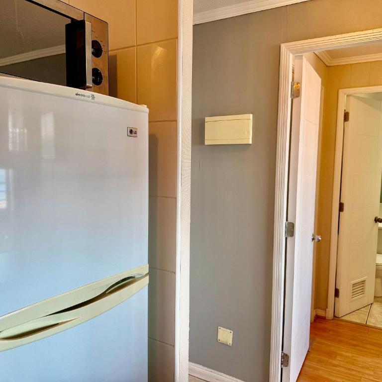 Beautiful apartment with ocean views at Euromarina - Apartment - 13