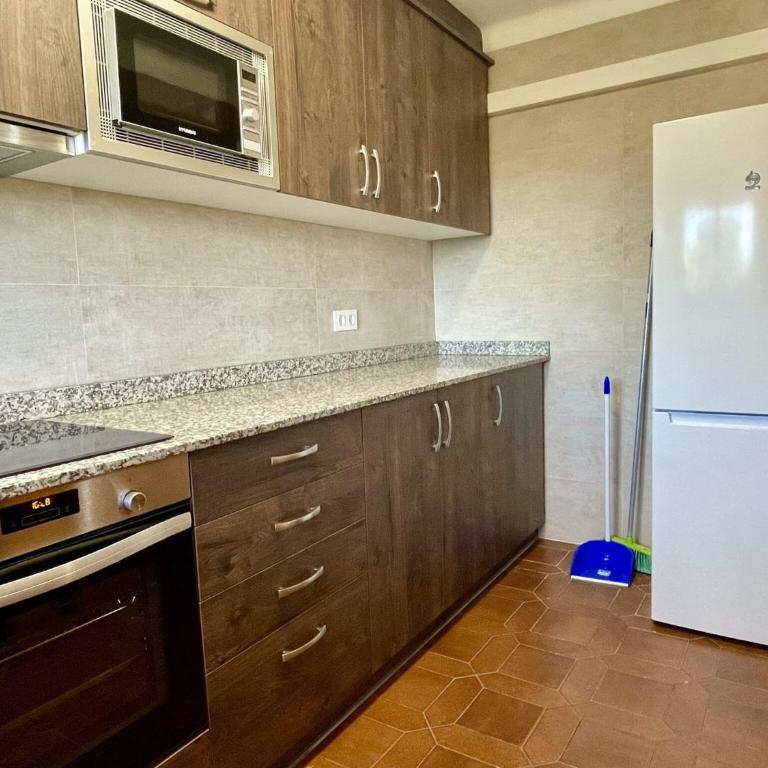 3 bedroom holiday home near the beach - Three-Bedroom Vacation Home - 7