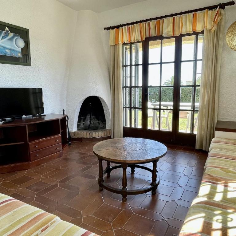 3 bedroom holiday home near the beach - Three-Bedroom Vacation Home - 12