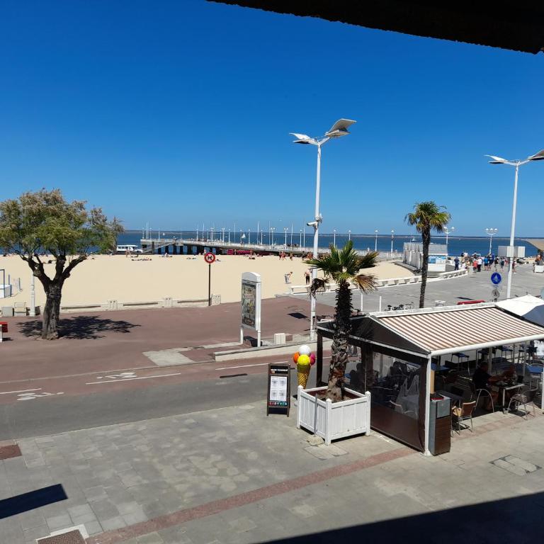 T1 cabine centre-ville Arcachon avec parking - FR-1-319-467 - Apartment - 16
